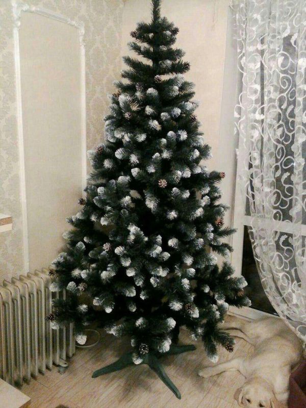 Искусственная елка с шишками КАРПАТСКАЯ с белыми кончиками 190 см