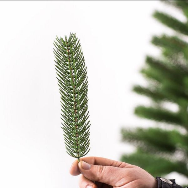 Искусственная новогодняя литая ель БУКОВЕЛЬСКАЯ зелёная 230 см