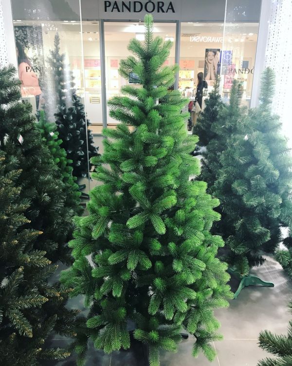 Искусственная новогодняя литая ель БУКОВЕЛЬСКАЯ зелёная 110 см