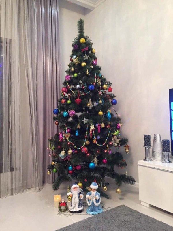 Новогодняя искусственная ёлка ЛЕСНАЯ КРАСАВИЦА 300 см