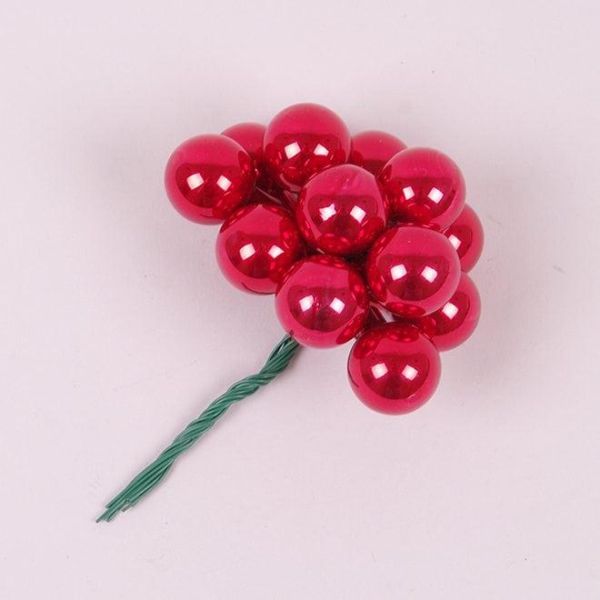 Шарики стеклянные 2 см. красные опал (12 пучков-144 шарика) 44626