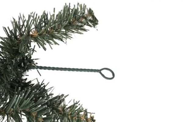 Гірлянда 270 см. декоративна Creston Frosted зелена із шишками та ягодами.